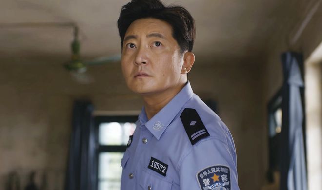 冬雨爬上常胜的床还不知为何输给周颖AG真人平台《驻站》大结局：直到王(图6)